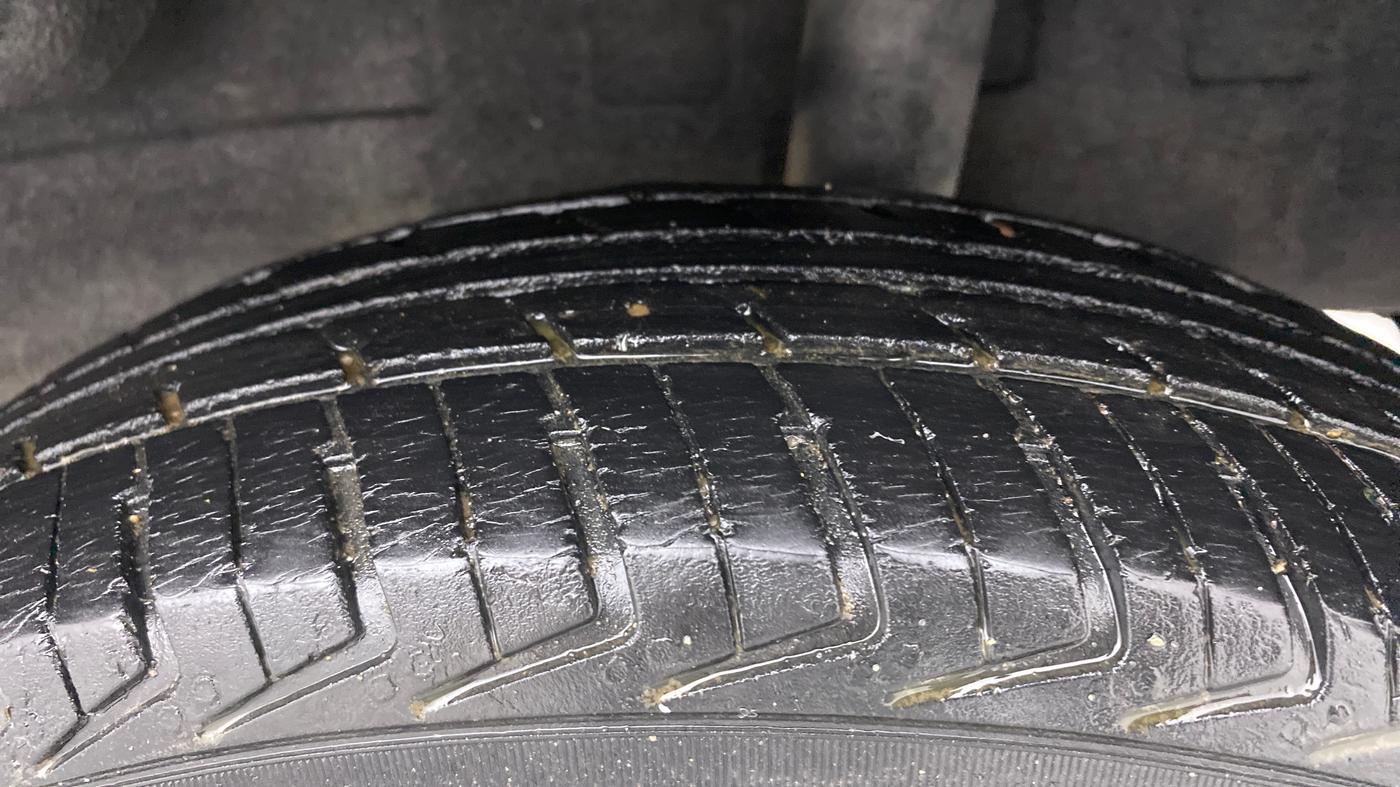 2017 Datsun Redi Go T (O), Petrol, Manual, 79,958 km, Left Rear Tyre Tread