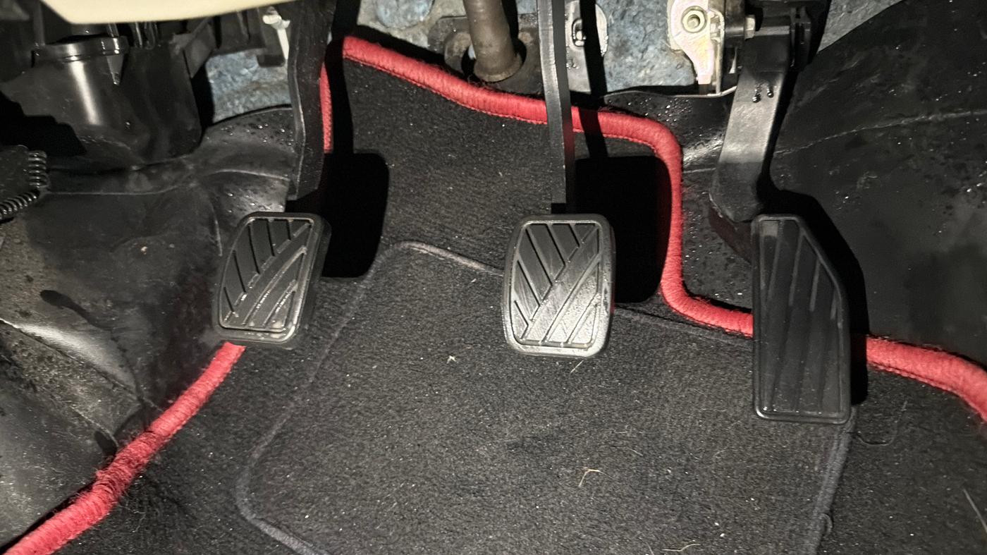 2018 Maruti Celerio VXI CNG, CNG, Manual, 24,468 km, Pedals