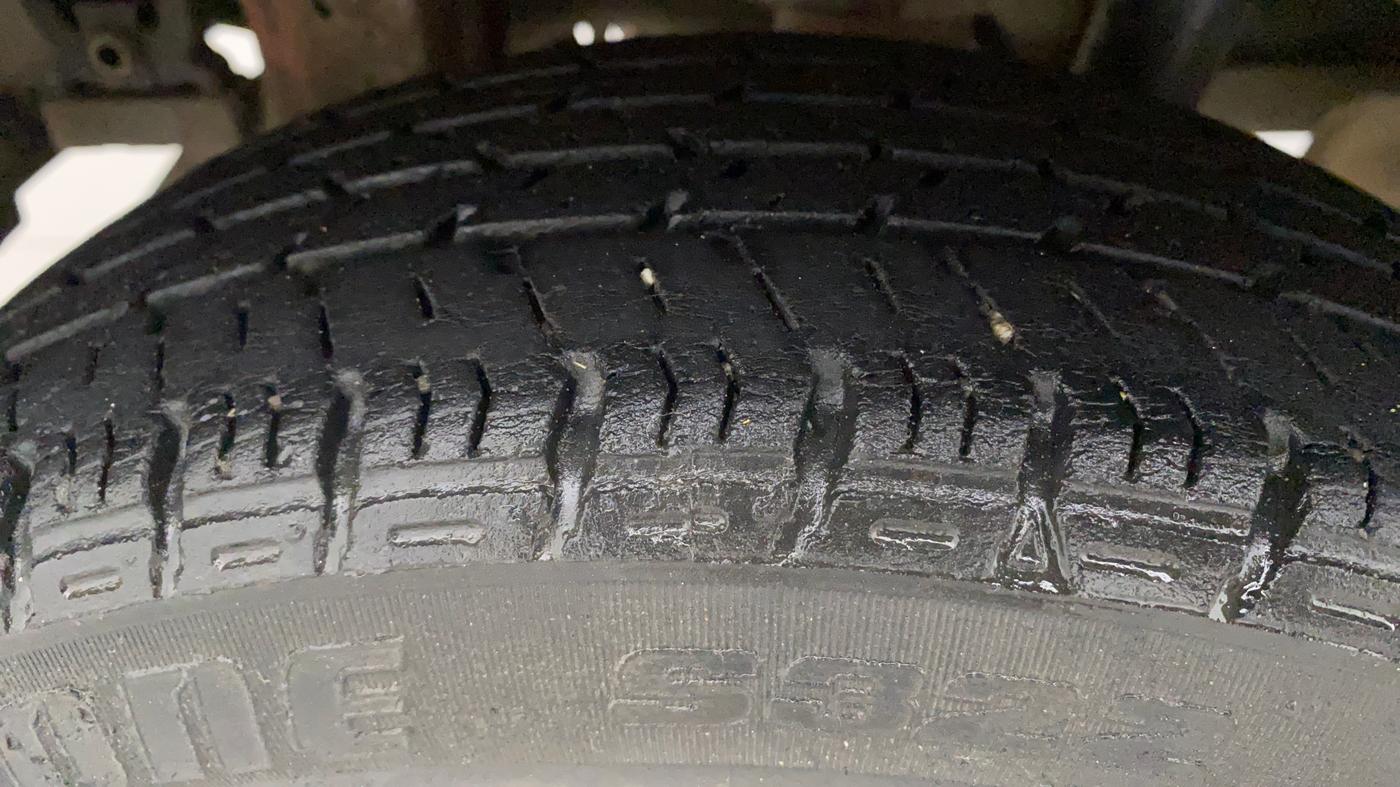 2015 Maruti Alto K10 VXI AMT, Petrol, Automatic, 61,739 km, Right Rear Tyre Tread