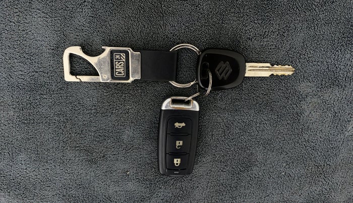 2015 Maruti Alto K10 VXI AMT, Petrol, Automatic, 61,739 km, Key Close Up
