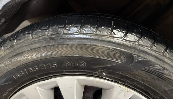 2019 Maruti Ciaz SIGMA 1.5 SHVS MT  PETROL, Petrol, Manual, 97,332 km, Right Rear Tyre Tread