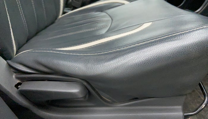 2011 Maruti Swift Dzire VXI, Petrol, Manual, 30,958 km, Driver Side Adjustment Panel