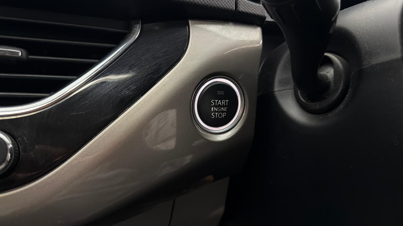2019 Tata NEXON XZA PLUS PETROL DUAL TONE, Petrol, Automatic, 54,060 km, Keyless Start/ Stop Button