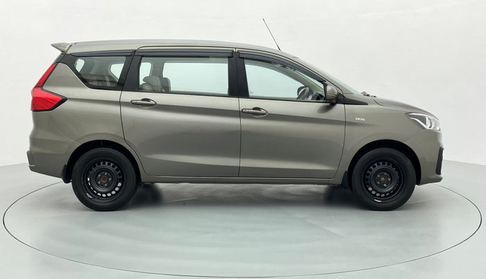 2018 Maruti Ertiga VDI SHVS, Diesel, Manual, 74,283 km, Right Side View