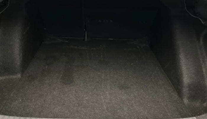 2022 Skoda SLAVIA STYLE 1.0L TSI MT, Petrol, Manual, 63,975 km, Boot Inside