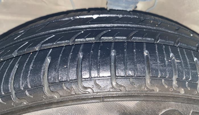 2020 Maruti S PRESSO VXI+, Petrol, Manual, 77,823 km, Left Front Tyre Tread
