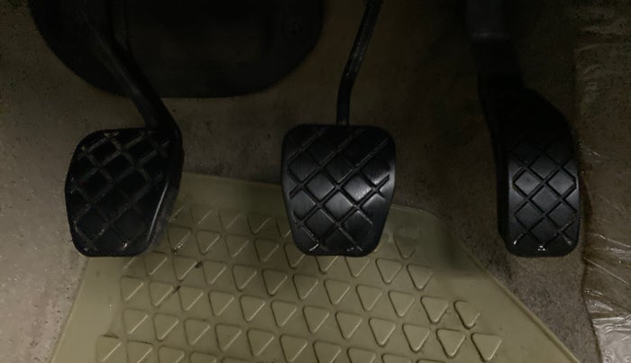 2012 Volkswagen Polo COMFORTLINE 1.2L PETROL, Petrol, Manual, 46,693 km, Pedals