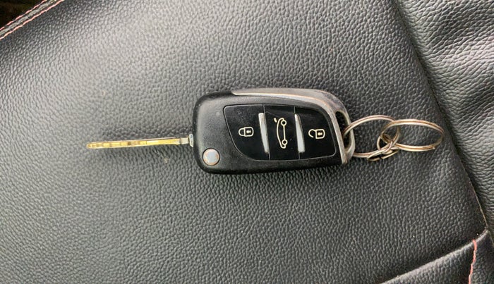 2021 Maruti Baleno SIGMA 1.2 K12, Petrol, Manual, 62,503 km, Key Close Up