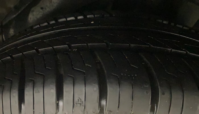 2012 Honda Brio S MT, Petrol, Manual, 53,986 km, Left Rear Tyre Tread
