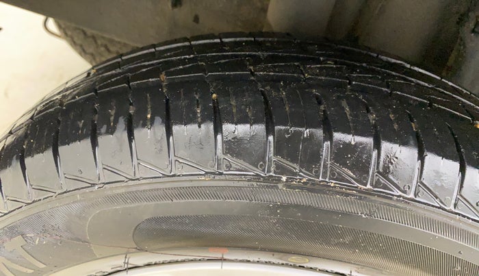 2019 Renault TRIBER RXT, Petrol, Manual, 35,615 km, Right Rear Tyre Tread