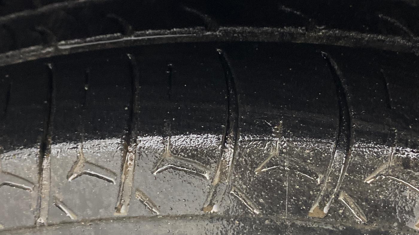 2016 Maruti Celerio ZXI AMT, Petrol, Automatic, 57,039 km, Left Front Tyre Tread