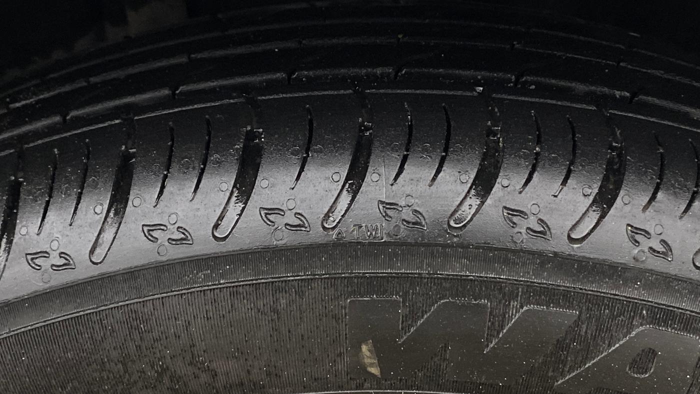 2021 Nissan MAGNITE XV TURBO, Petrol, Manual, 44,794 km, Right Front Tyre Tread