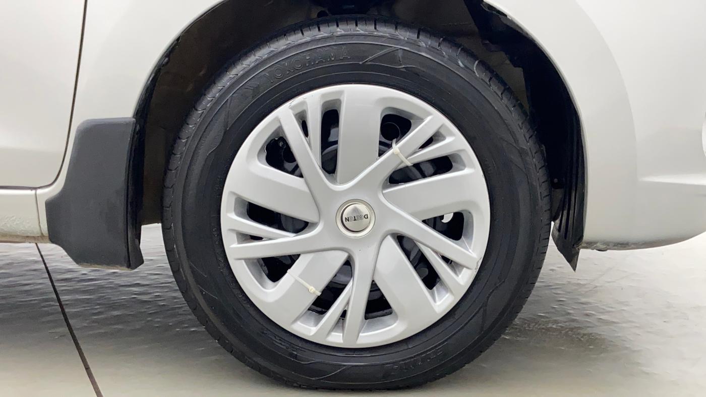2017 Maruti Celerio VXI d, Petrol, Manual, 67,091 km, Right Front Tyre