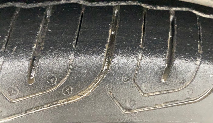 2016 Honda Jazz 1.2L I-VTEC VX, Petrol, Manual, 50,063 km, Left Front Tyre Tread