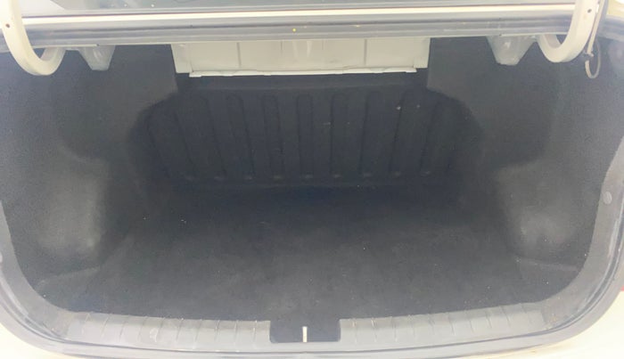 2015 Hyundai Xcent S 1.2, Petrol, Manual, 24,867 km, Boot Inside