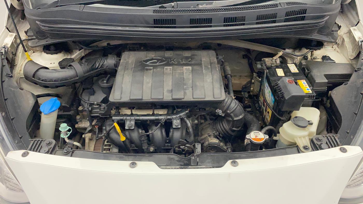 2018 Hyundai Xcent S 1.2, Petrol, Manual, 91,238 km, Engine View