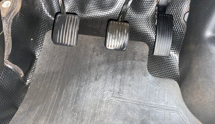 2018 Hyundai Xcent S 1.2, Petrol, Manual, 91,238 km, Pedals