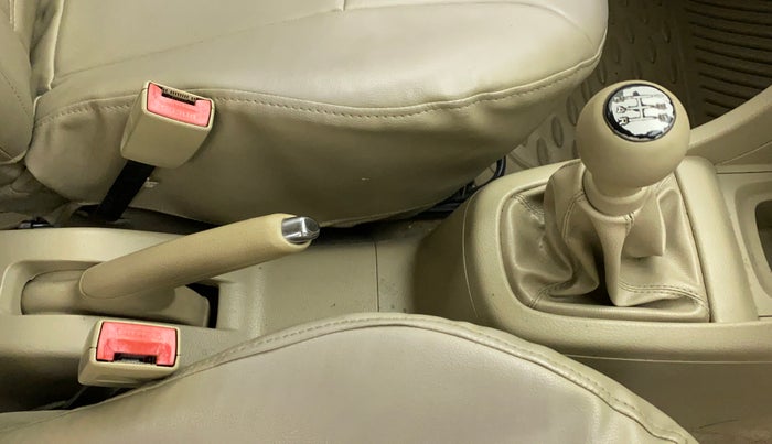 2012 Maruti Ertiga VXI, Petrol, Manual, 91,120 km, Gear Lever