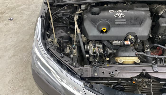 2017 Toyota Corolla Altis GL DIESEL, Diesel, Manual, 1,41,572 km, Engine View - Right