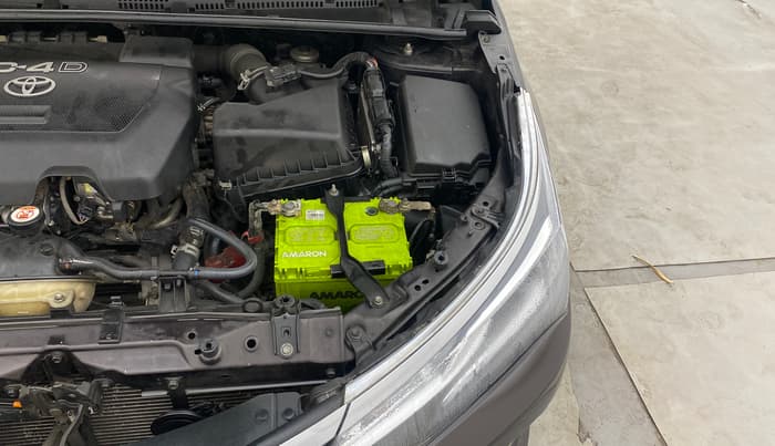 2017 Toyota Corolla Altis GL DIESEL, Diesel, Manual, 1,41,572 km, Engine View - Left