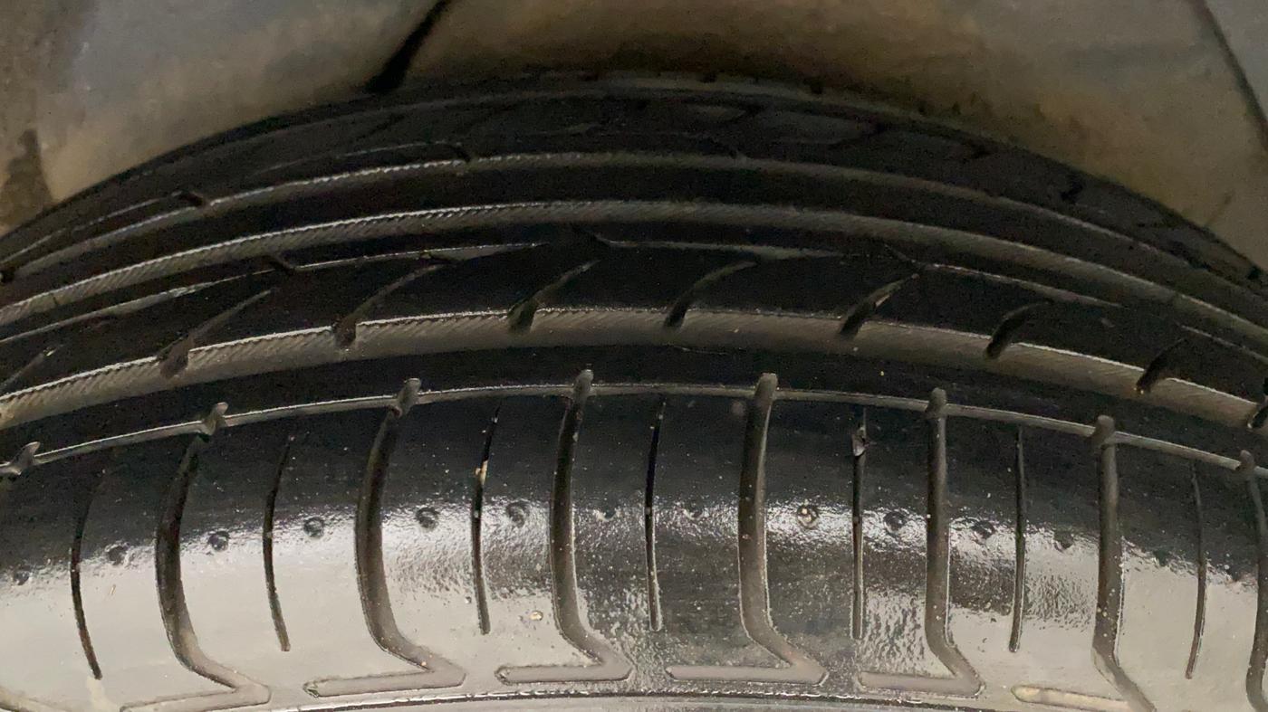 2012 Hyundai i20 SPORTZ 1.2, Petrol, Manual, 52,538 km, Left Rear Tyre Tread