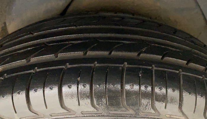 2012 Hyundai i20 SPORTZ 1.2, Petrol, Manual, 52,538 km, Left Rear Tyre Tread