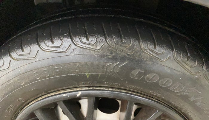 2020 Tata Tiago XE PETROL, CNG, Manual, 56,442 km, Left Front Tyre Tread