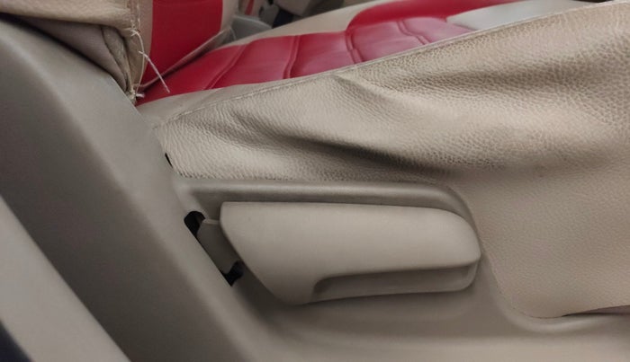 2015 Maruti Swift Dzire VXI, Petrol, Manual, 61,222 km, Driver Side Adjustment Panel