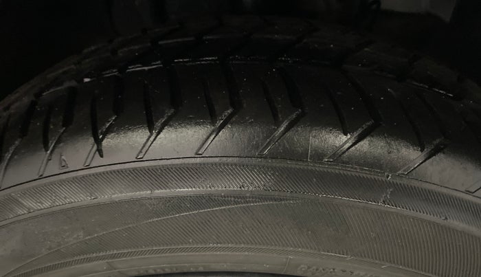 2022 Tata Tiago XZA PLUS PETROL, Petrol, Automatic, 25,474 km, Right Front Tyre Tread