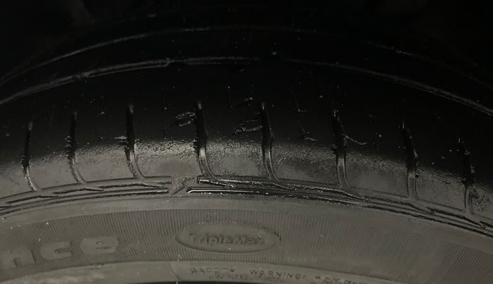 2022 Tata Tiago XZA PLUS PETROL, Petrol, Automatic, 25,474 km, Left Front Tyre Tread