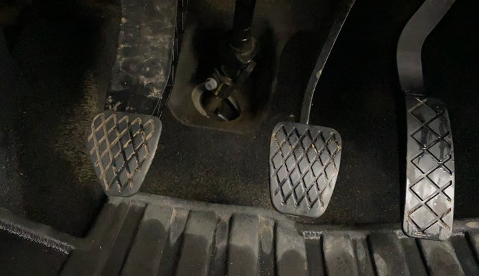 2023 MG ASTOR SUPER 1.5 MT, Petrol, Manual, 48,083 km, Pedals