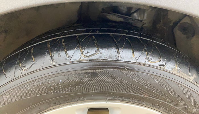 2023 MG ASTOR SUPER 1.5 MT, Petrol, Manual, 48,083 km, Left Front Tyre Tread