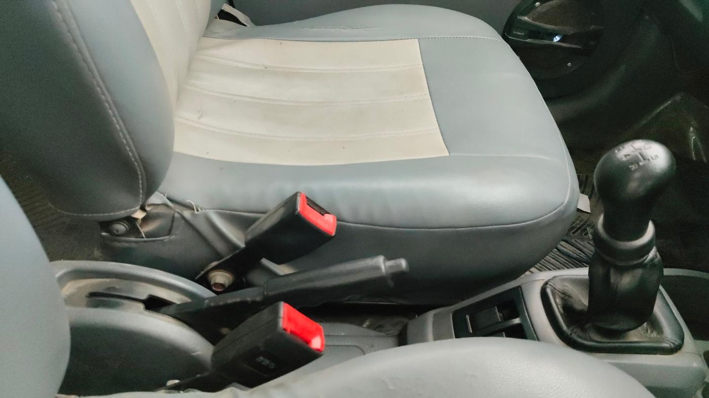 2013 Maruti Alto 800 LXI, Petrol, Manual, 77,328 km, Gear Lever