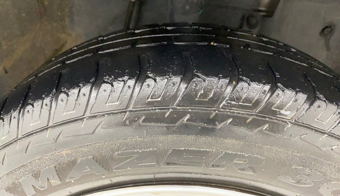 2017 Datsun Go Plus T, Petrol, Manual, 35,646 km, Right Front Tyre Tread