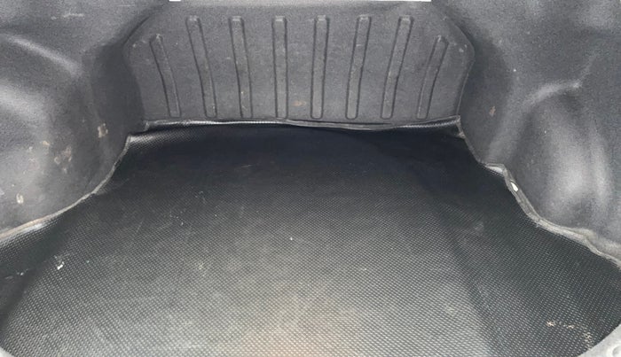 2016 Hyundai Verna 1.6 VTVT SX, Petrol, Manual, 98,255 km, Boot Inside