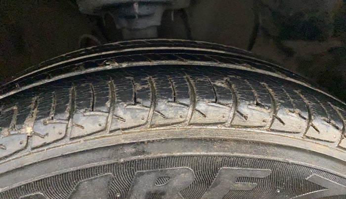 2018 Hyundai Elite i20 ASTA 1.2, Petrol, Manual, 47,319 km, Right Front Tyre Tread