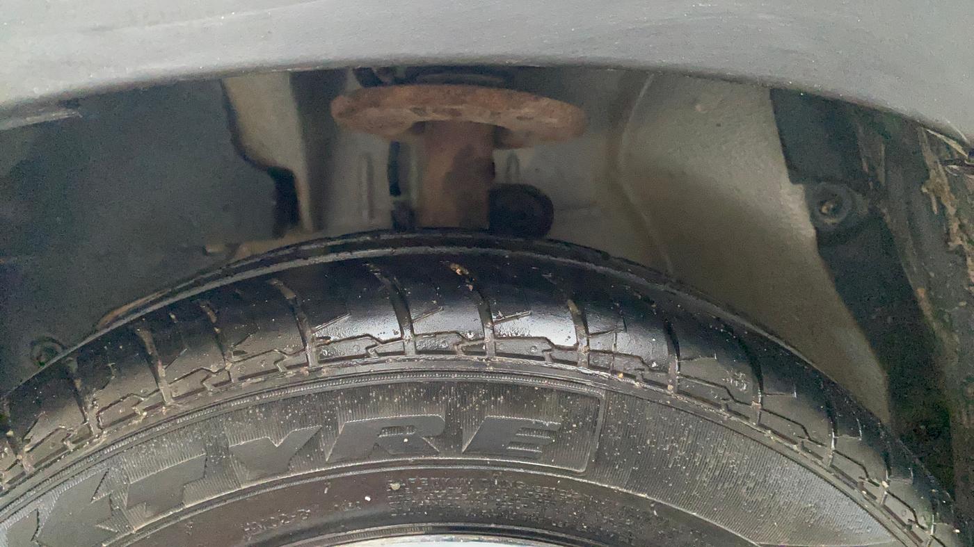 2017 Mahindra KUV 100 NXT K4+ D 6 STR, Diesel, Manual, 50,833 km, Left Front Tyre Tread