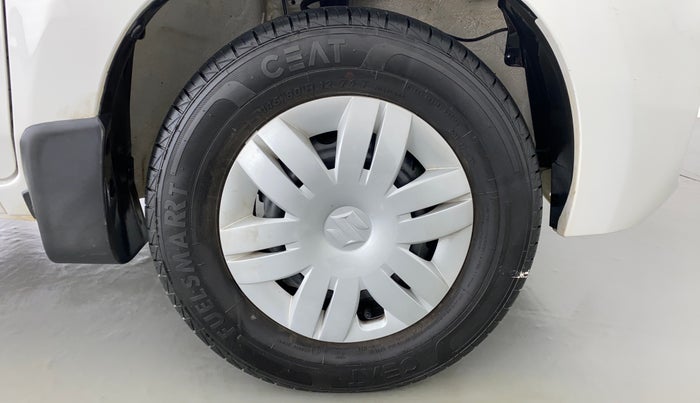 2021 Maruti Alto LXI, Petrol, Manual, 2,671 km, Right Front Wheel