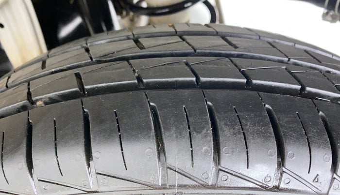 2021 Maruti Alto LXI, Petrol, Manual, 2,671 km, Left Rear Tyre Tread