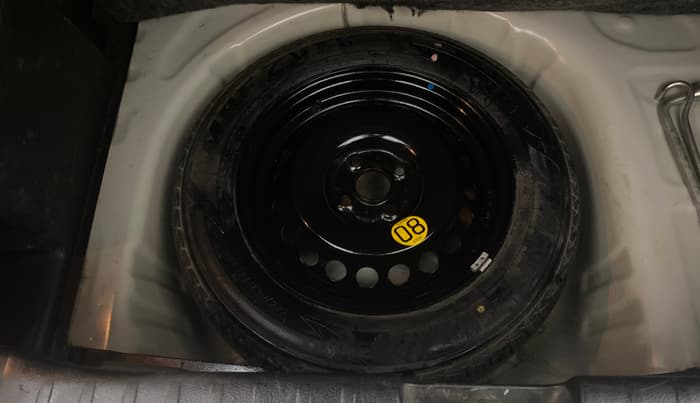 2018 Maruti Baleno ZETA DIESEL 1.3, Diesel, Manual, 60,191 km, Spare Tyre