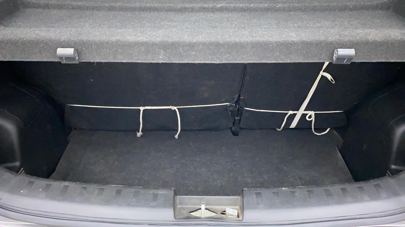 2015 Maruti Swift VXI D, Petrol, Manual, 58,489 km, Boot Inside