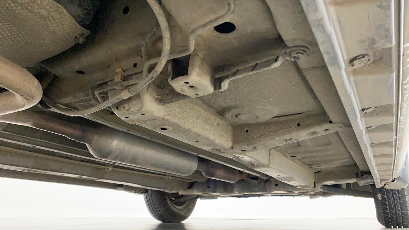 2015 Maruti Swift VXI D, Petrol, Manual, 58,489 km, Right Side Underbody