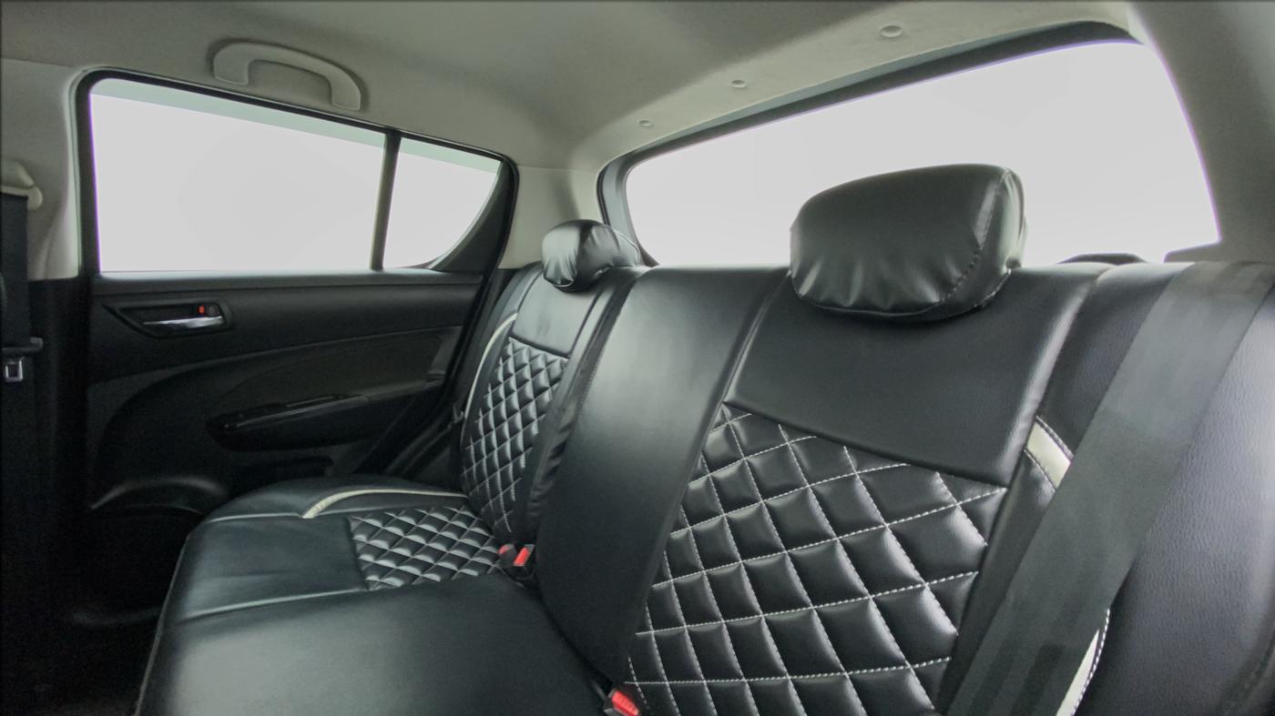 2015 Maruti Swift VXI D, Petrol, Manual, 58,489 km, Right Side Rear Door Cabin