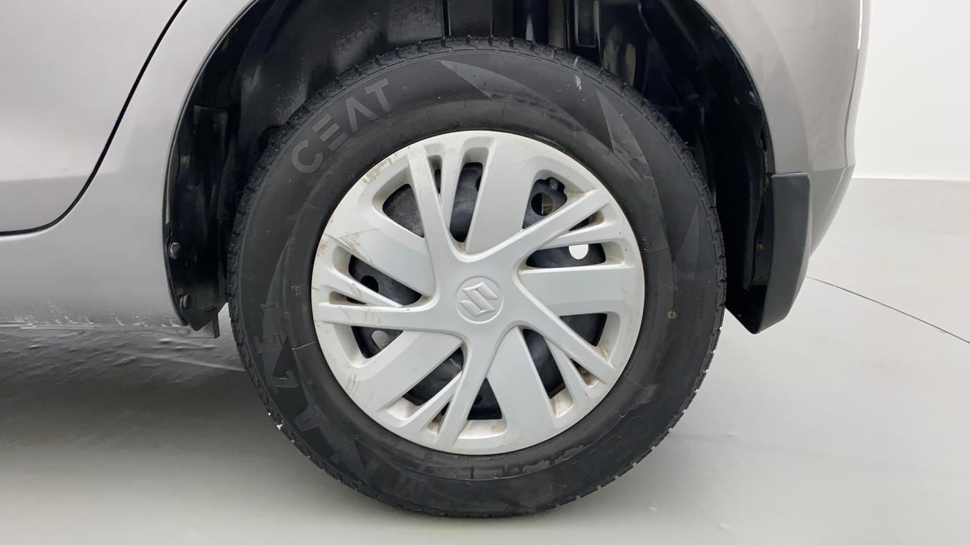 2015 Maruti Swift VXI D, Petrol, Manual, 58,489 km, Left Rear Wheel