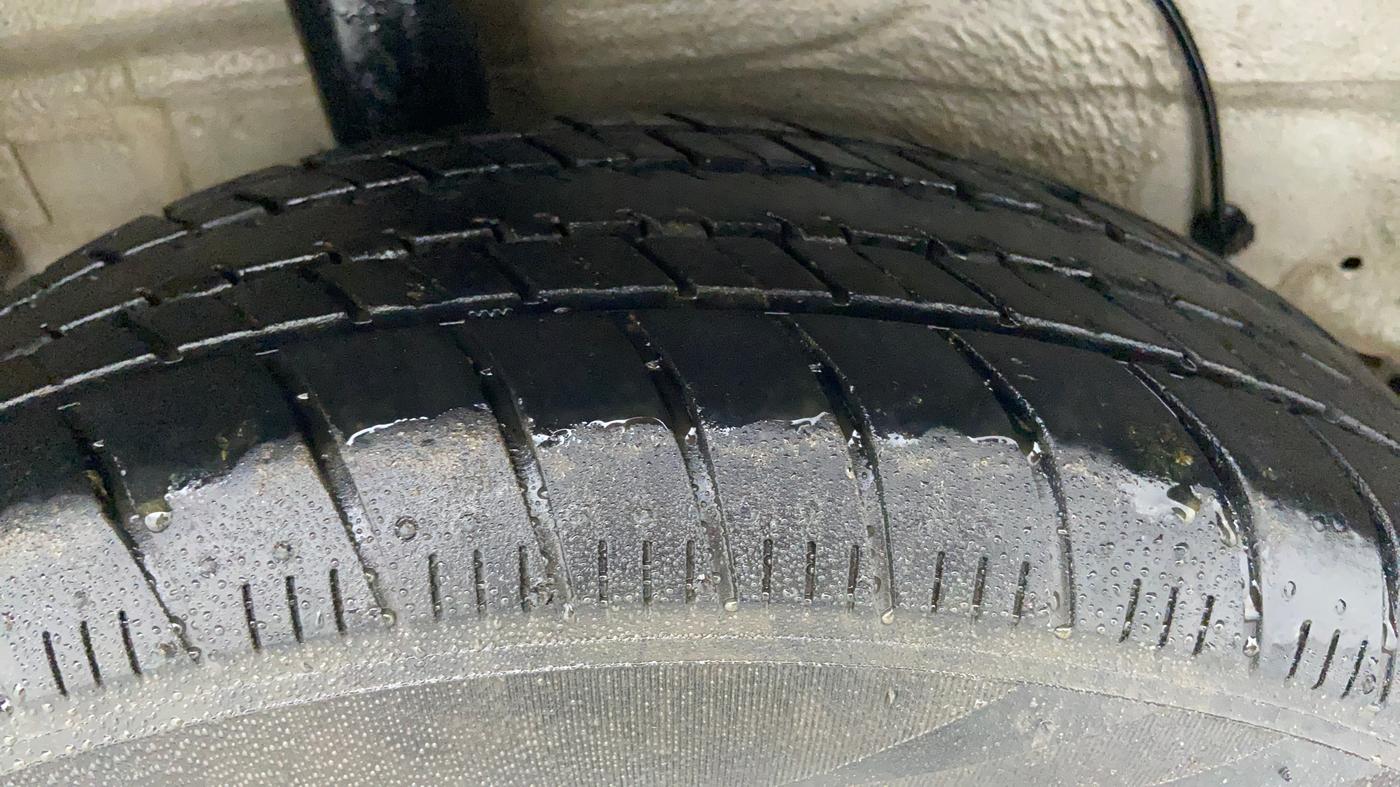 2020 Maruti Celerio VXI (O) CNG, CNG, Manual, 58,860 km, Left Rear Tyre Tread