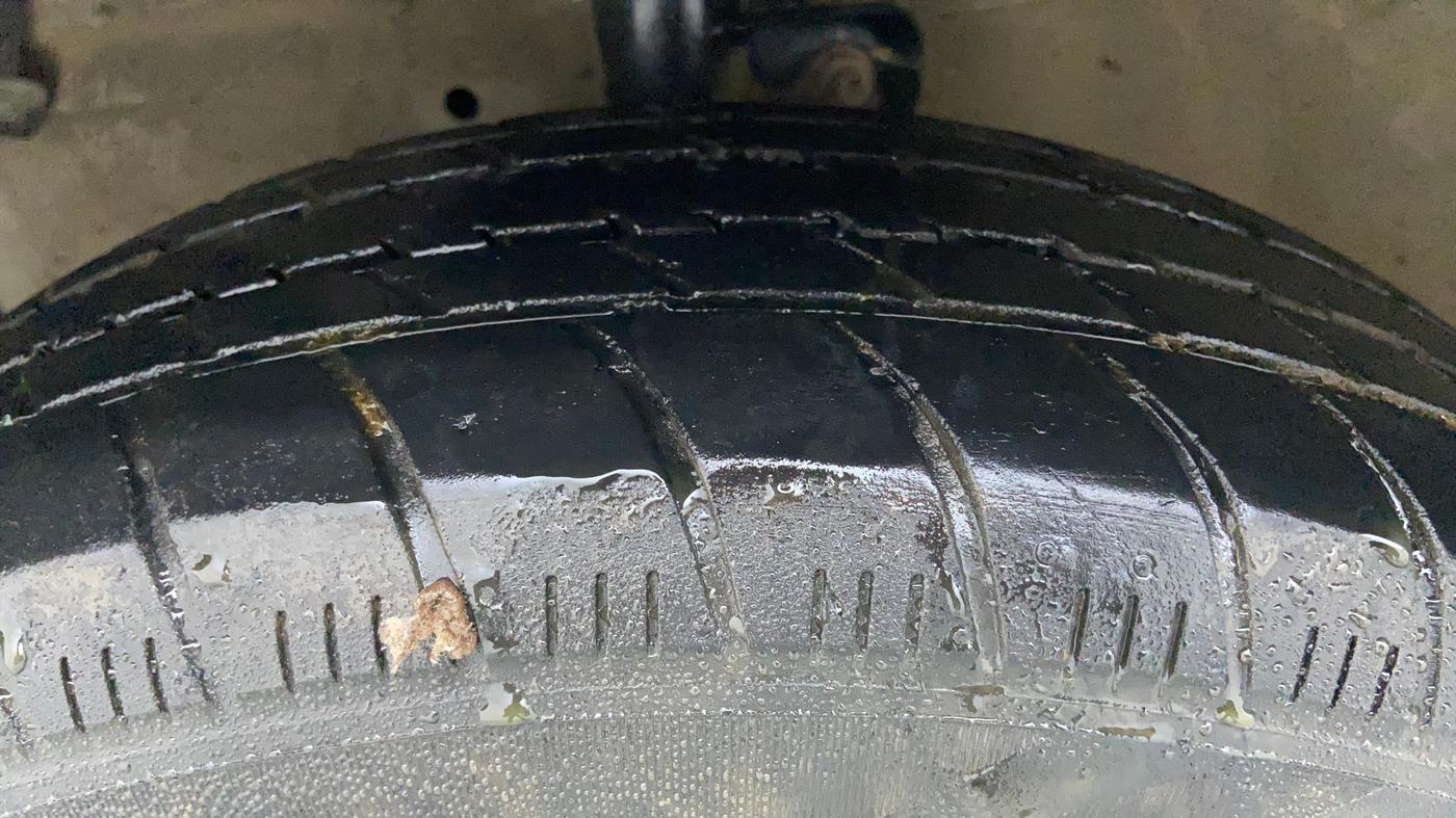 2020 Maruti Celerio VXI (O) CNG, CNG, Manual, 58,860 km, Left Front Tyre Tread