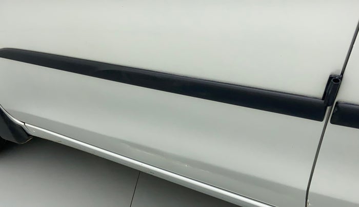 2020 Maruti Celerio VXI (O) CNG, CNG, Manual, 58,860 km, Front passenger door - Slightly dented