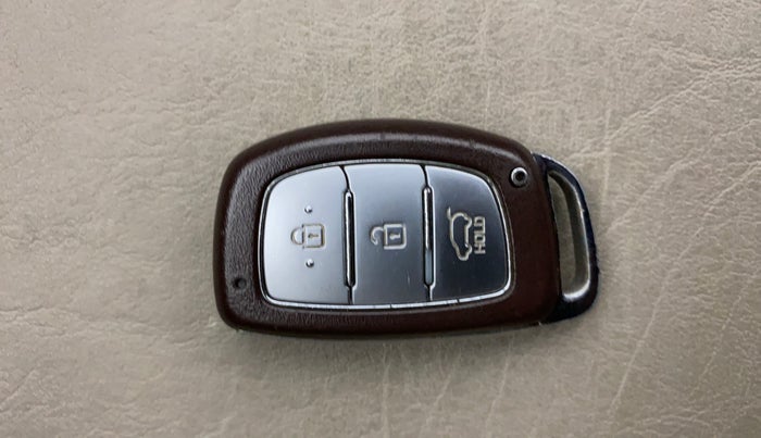 2017 Hyundai Creta  SX 1.6 Petrol , Petrol, Manual, 1,25,862 km, Key Close Up