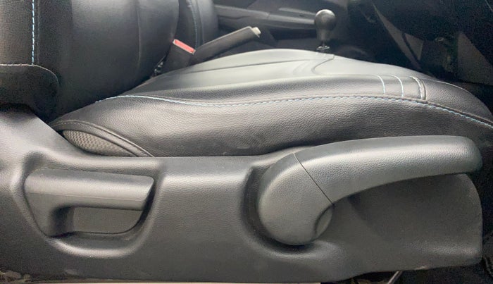 2018 Honda Jazz 1.2L I-VTEC VX, Petrol, Manual, 61,378 km, Driver Side Adjustment Panel