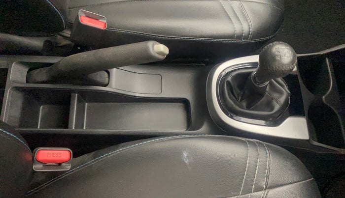 2018 Honda Jazz 1.2L I-VTEC VX, Petrol, Manual, 61,378 km, Gear Lever